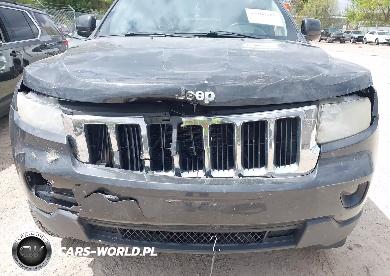 2011 Jeep Grand Cherokee Laredo VIN:1J4RR4GG6BC641964 - 6