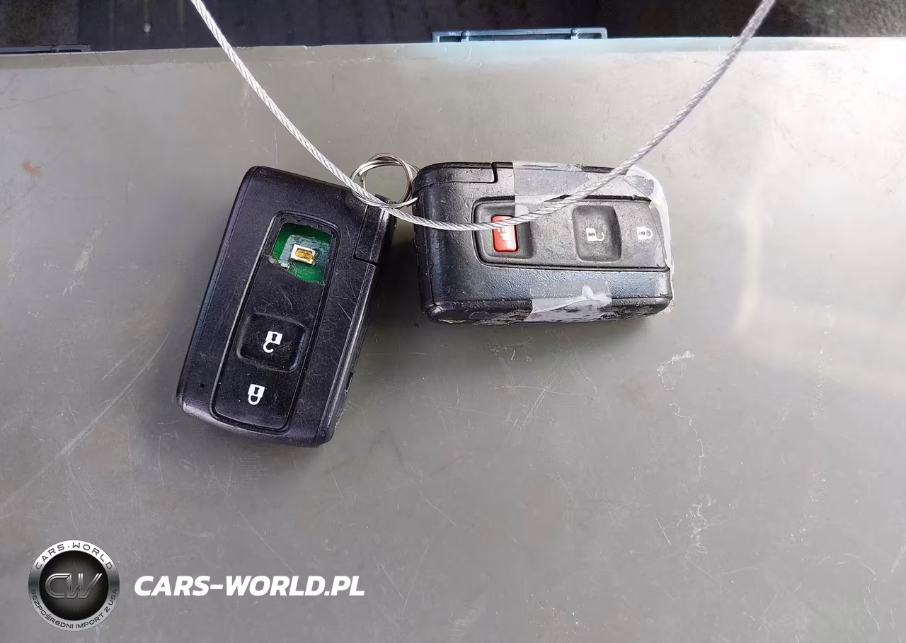 2007 Toyota Prius Touring VIN:JTDKB20U873215667 - 11