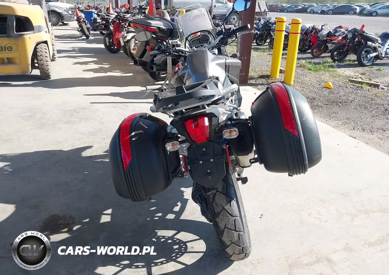 2015 Triumph Motorcycle Tiger Explorer VIN:SMTF02XK0FJ683383 - 6