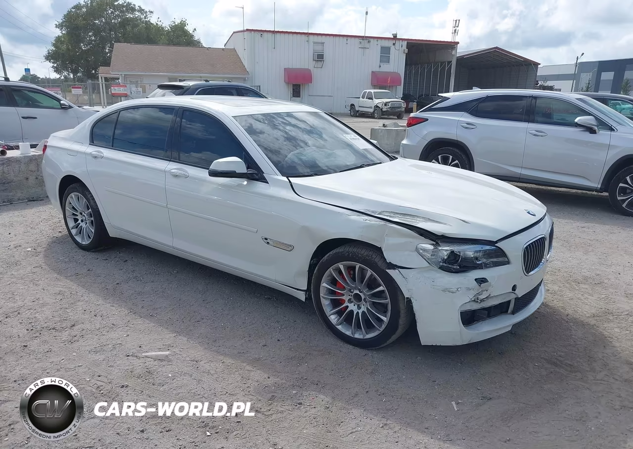 2015 BMW 740Li