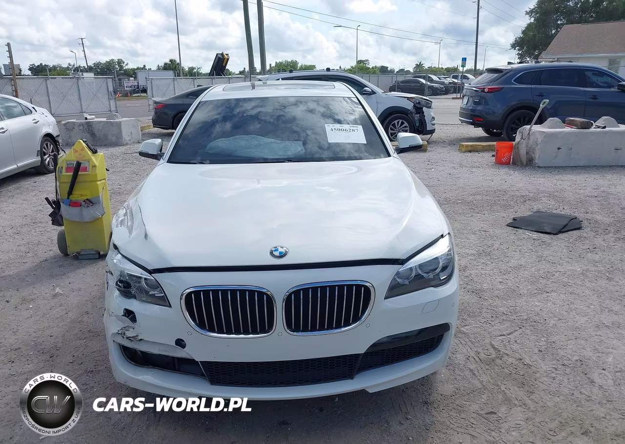 2015 BMW 740Li VIN:WBAYE4C55FD138991 - 12