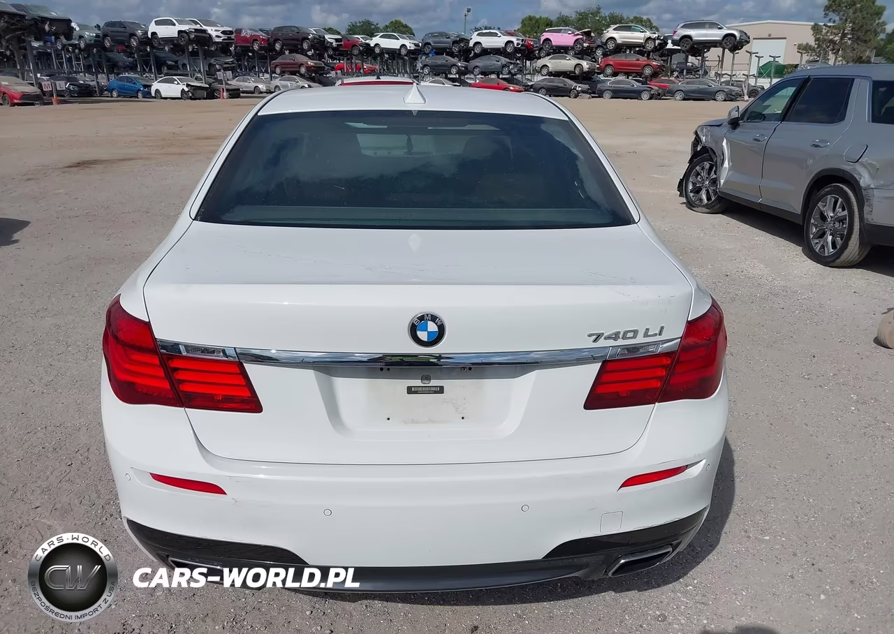 2015 BMW 740Li VIN:WBAYE4C55FD138991 - 16