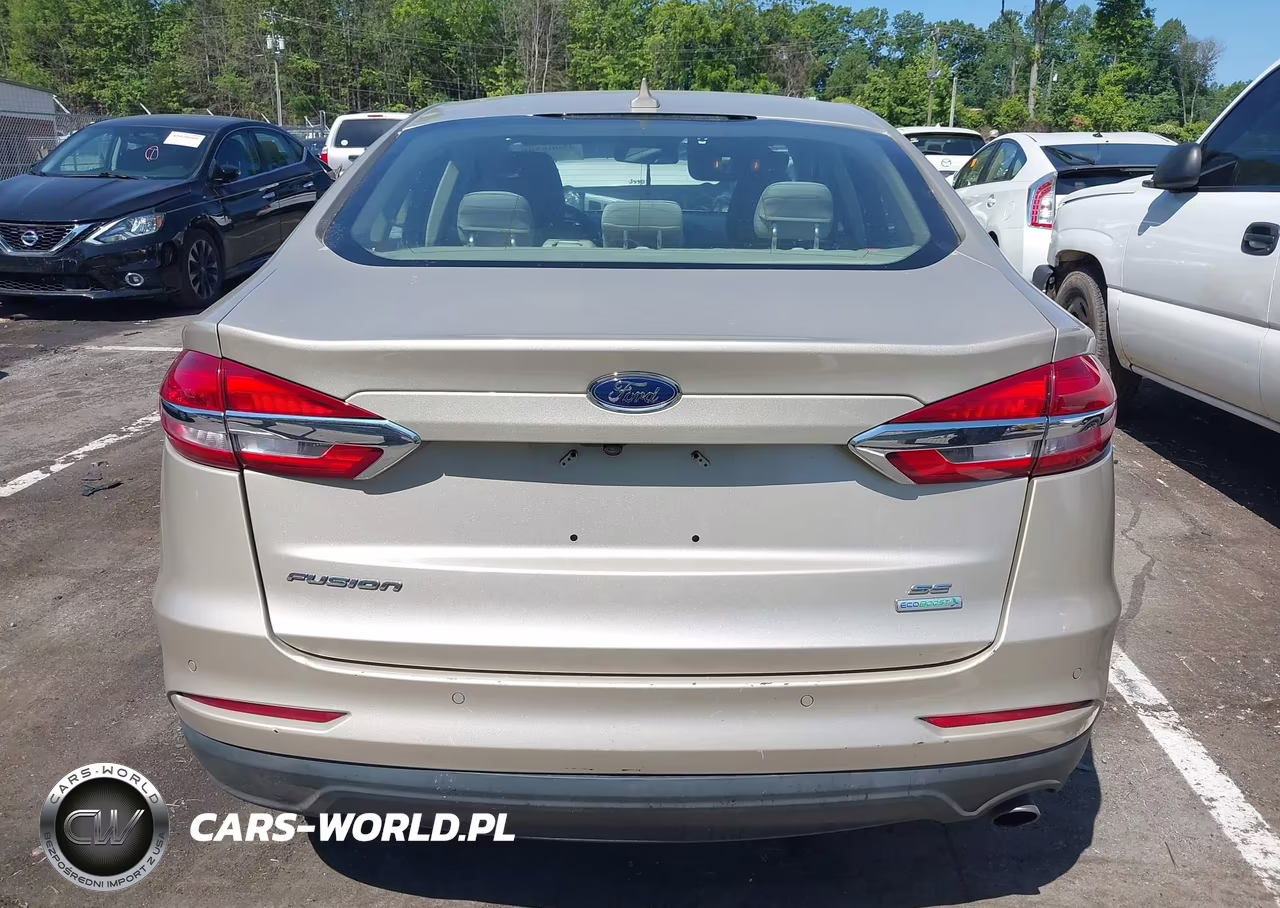 2019 Ford Fusion Se VIN:3FA6P0HD9KR159668 - 16