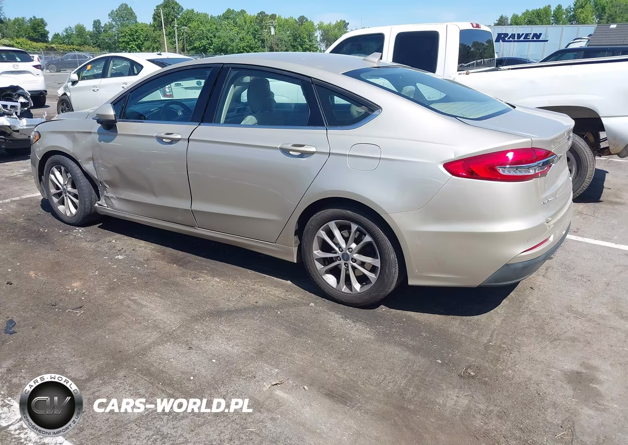 2019 Ford Fusion Se VIN:3FA6P0HD9KR159668 - 3