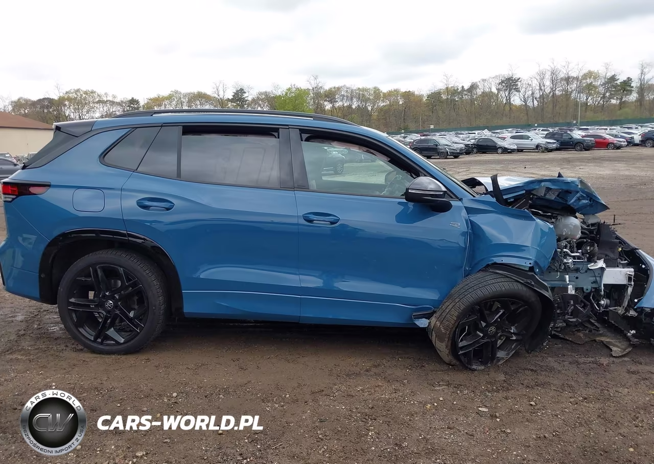 2025 Volkswagen Tiguan 2.0T Se R-Line Black VIN:3VVGR7RM3SM031683 - 13
