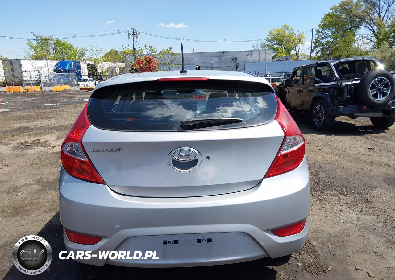 2013 Hyundai Accent Se VIN:KMHCU5AE6DU060836 - 16