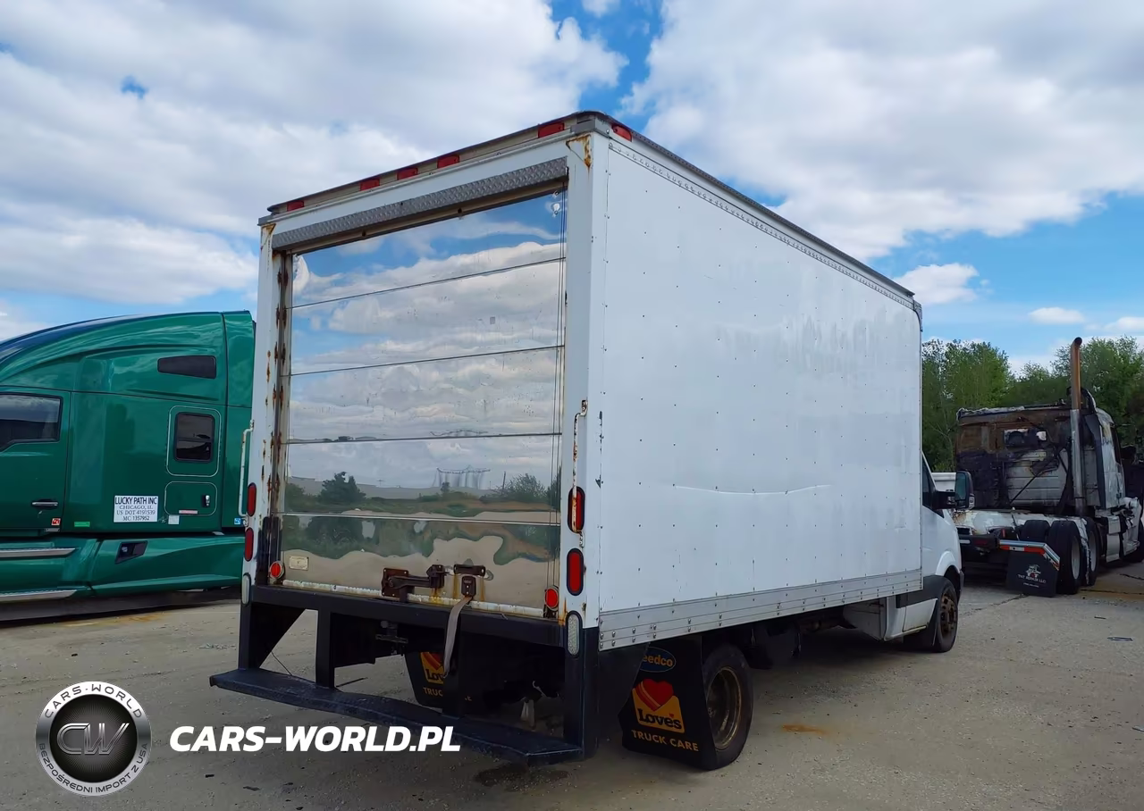 2010 Mercedes-Benz Sprinter 3500 VIN:WDAPF4CC8A9433768 - 4