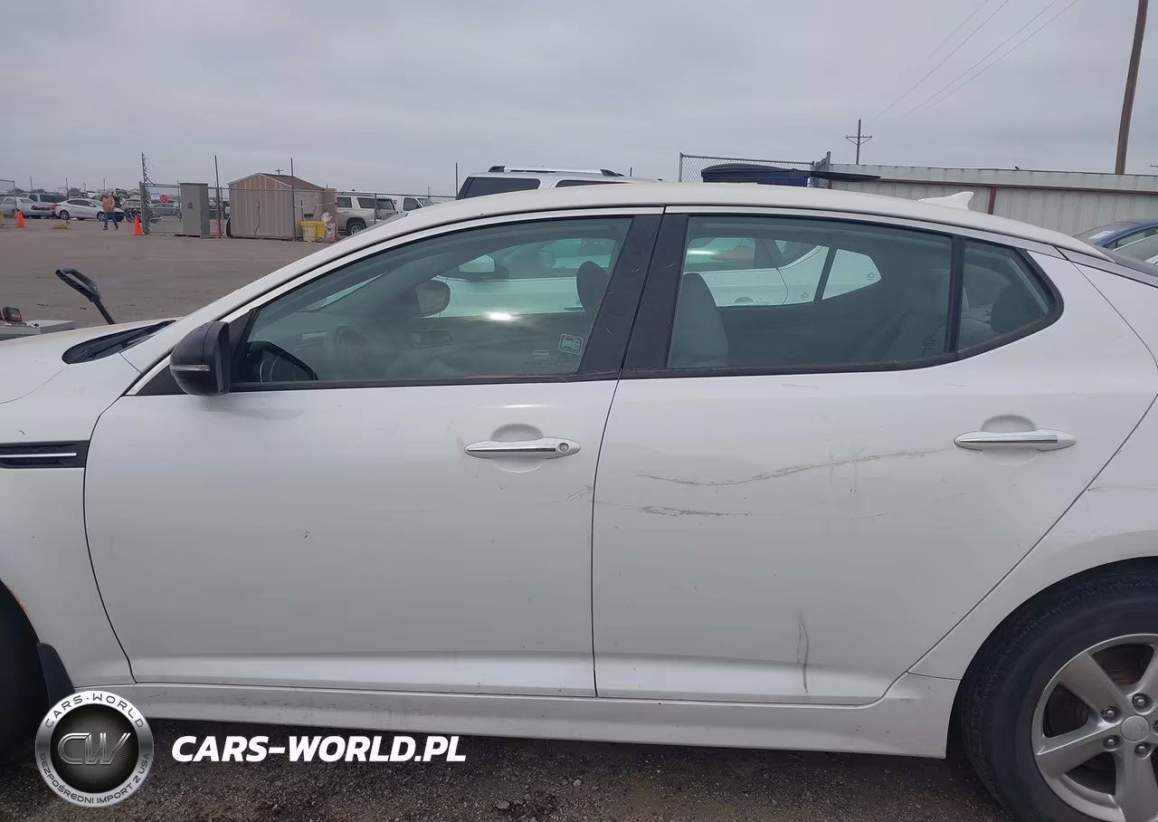 2015 Kia Optima Lx VIN:5XXGM4A78FG518922 - 14