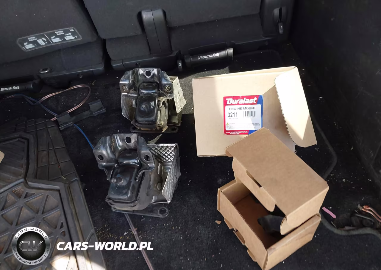 2014 Chevrolet Suburban 1500 Ltz VIN:1GNSCKE03ER109731 - 12