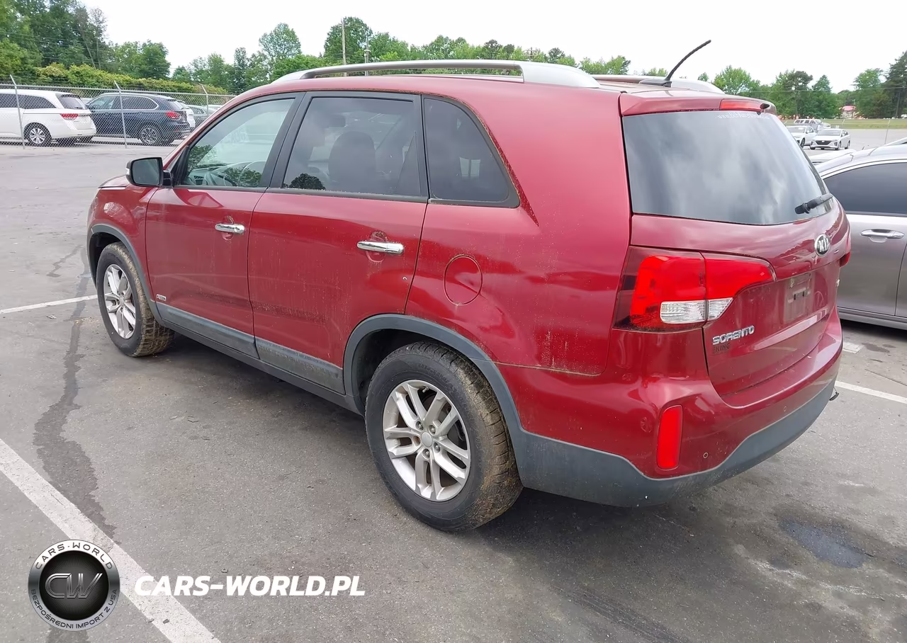2015 Kia Sorento Lx VIN:5XYKTCA60FG561533 - 3