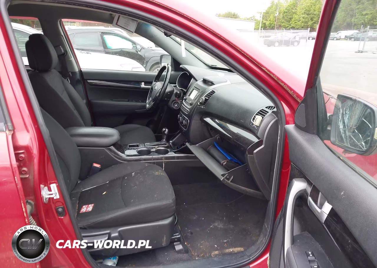 2015 Kia Sorento Lx VIN:5XYKTCA60FG561533 - 5