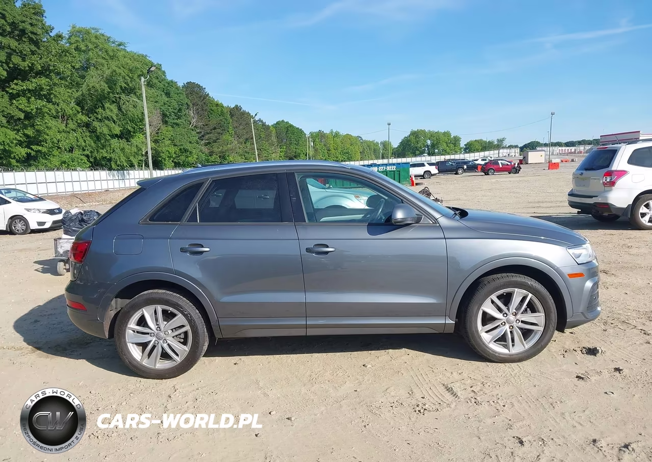 2017 Audi Q3 2.0T Premium VIN:WA1BCCFS3HR011165 - 13