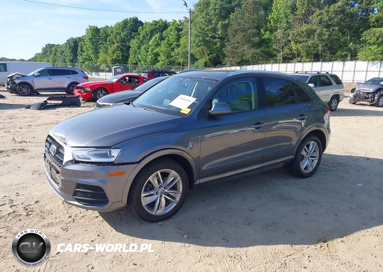 2017 Audi Q3 2.0T Premium VIN:WA1BCCFS3HR011165 - 2
