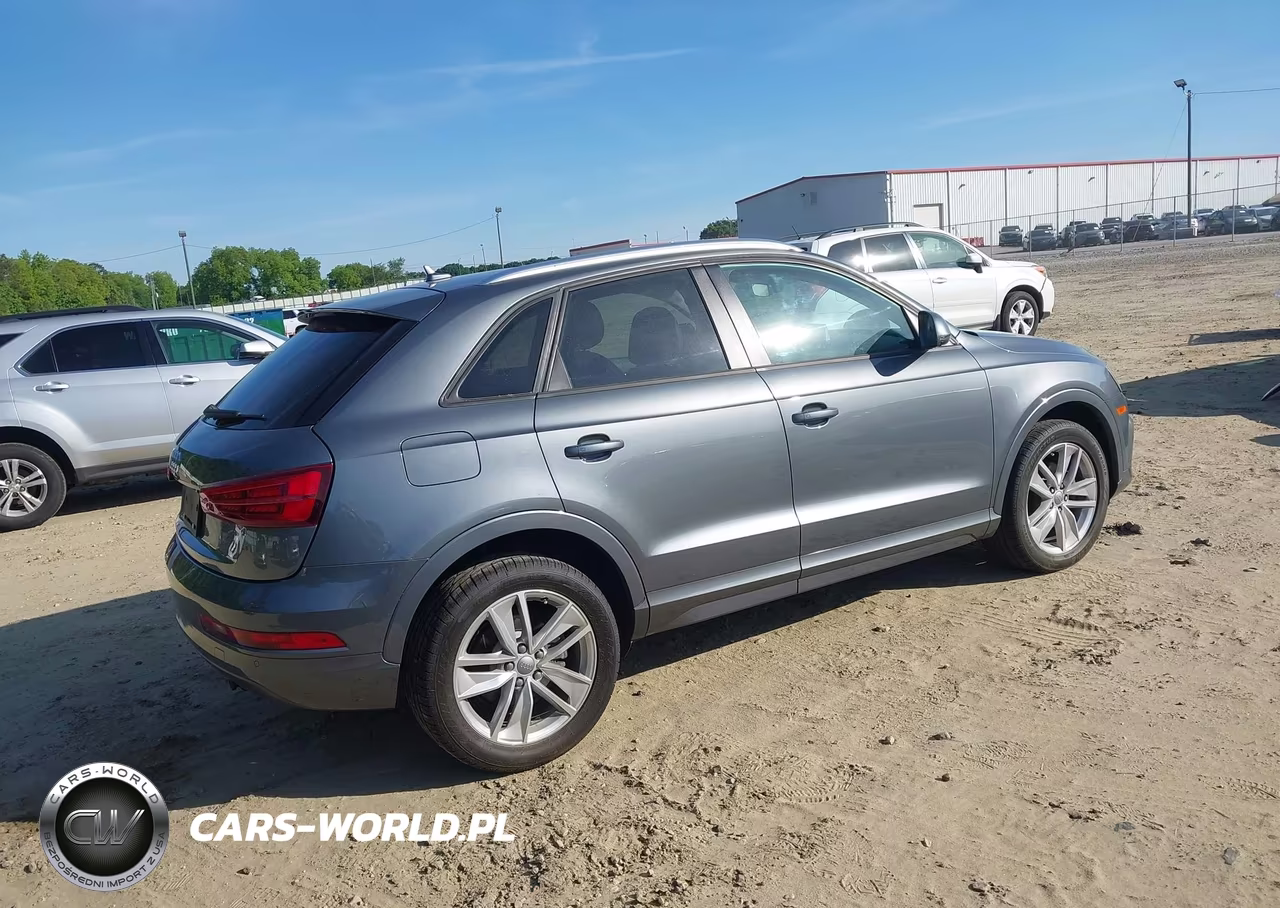 2017 Audi Q3 2.0T Premium VIN:WA1BCCFS3HR011165 - 4