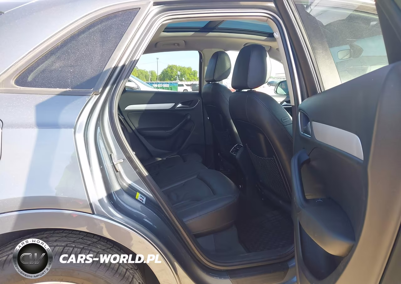 2017 Audi Q3 2.0T Premium VIN:WA1BCCFS3HR011165 - 8