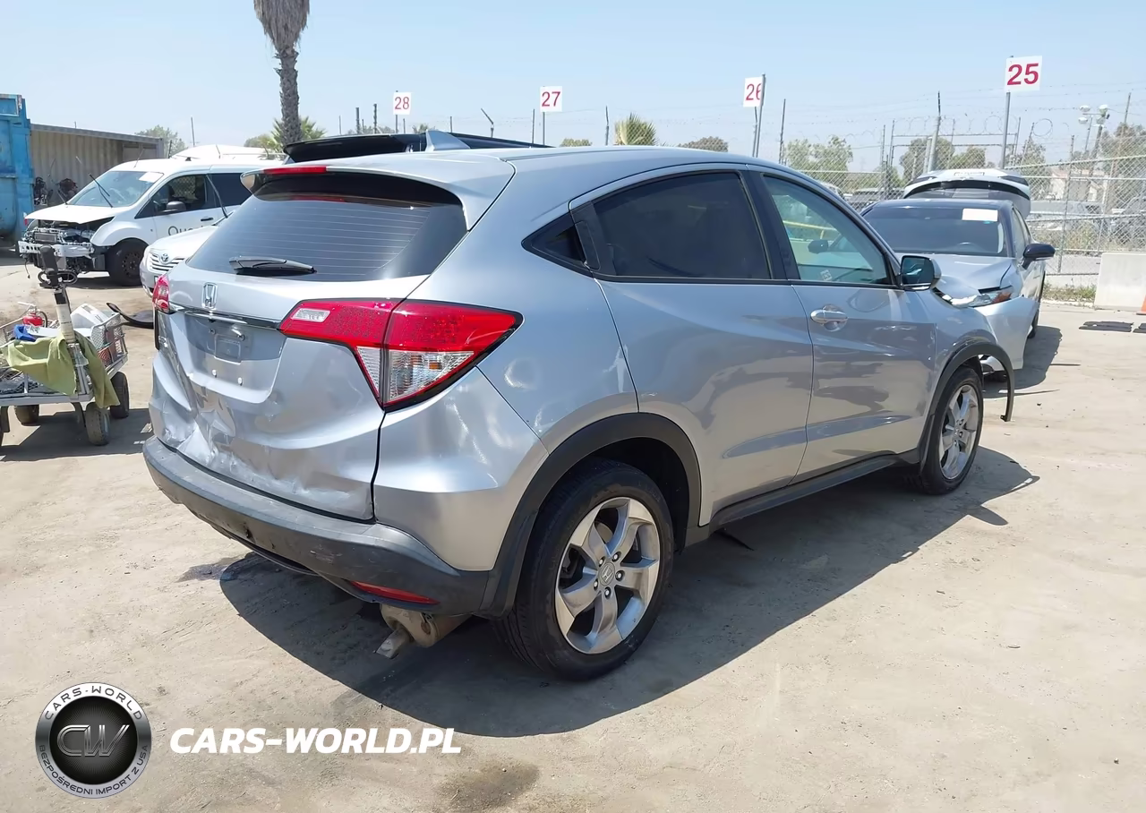 2019 Honda Hr-V Lx VIN:3CZRU5H36KG715820 - 4