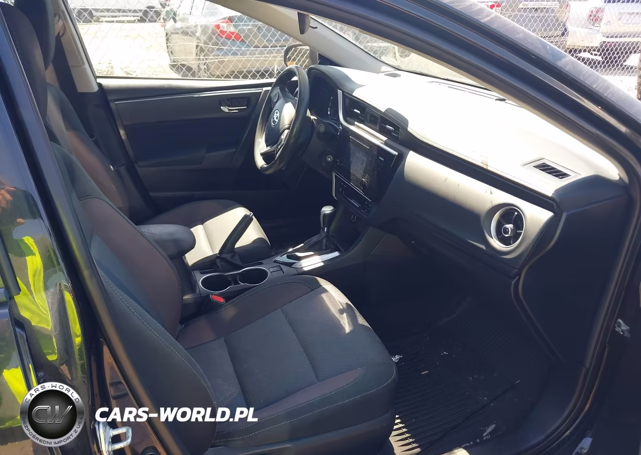 2017 Toyota Corolla Le VIN:2T1BURHE1HC769321 - 5