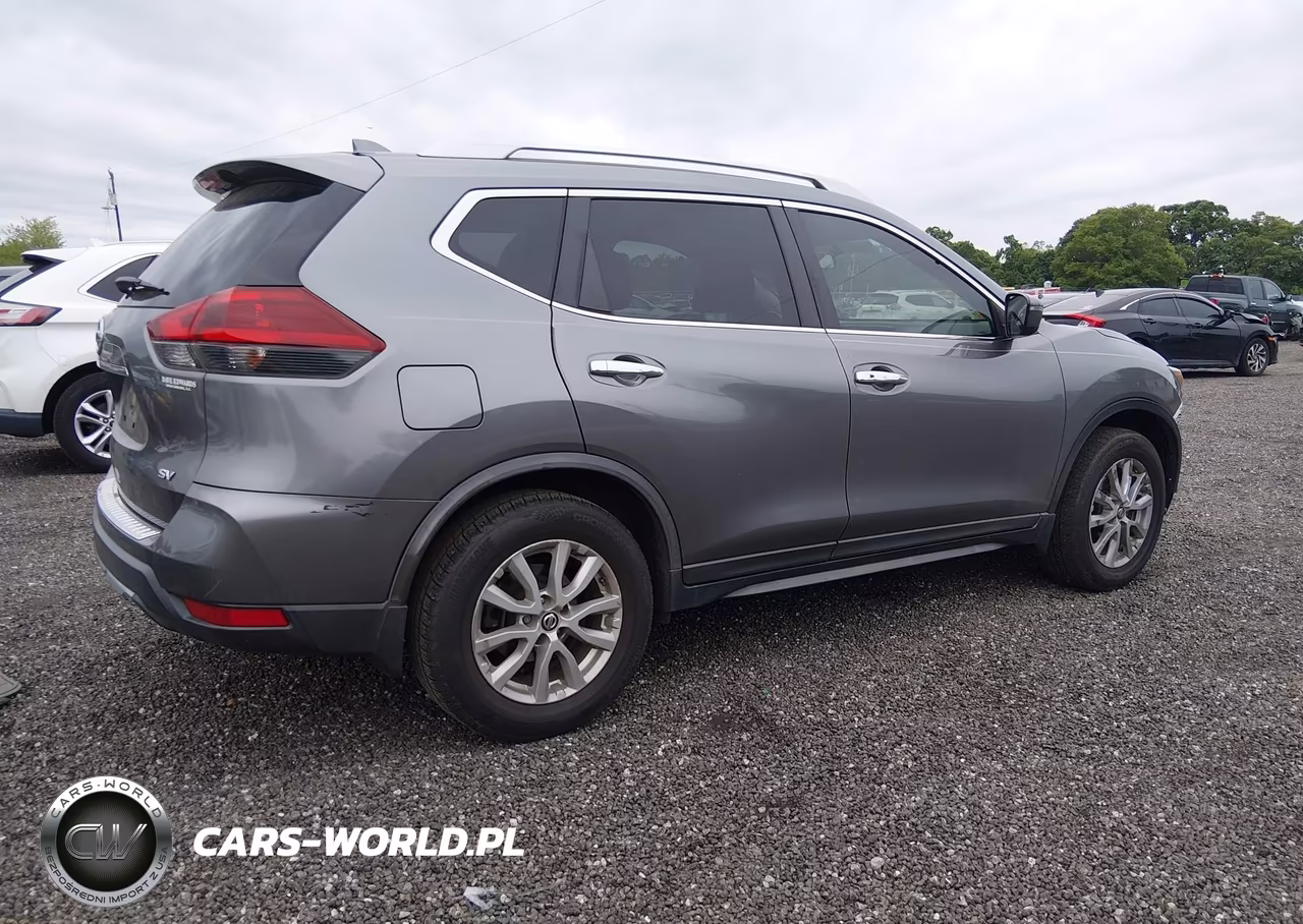 2018 Nissan Rogue Sv VIN:JN8AT2MT8JW490475 - 4
