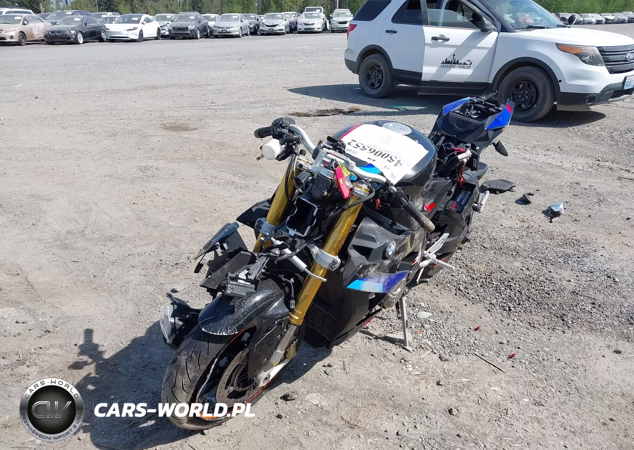 2014 BMW S 1000 R VIN:WB10D1200EZ198585 - 2