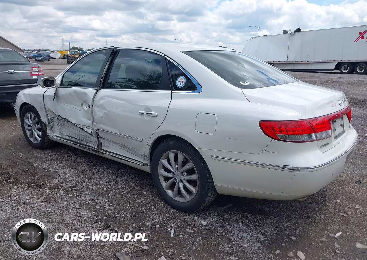 2007 Hyundai Azera Limited-Se VIN:KMHFC46F27A142144 - 3