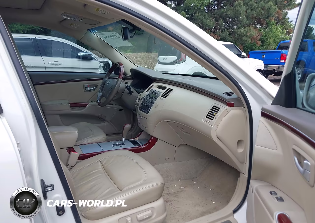 2007 Hyundai Azera Limited-Se VIN:KMHFC46F27A142144 - 5