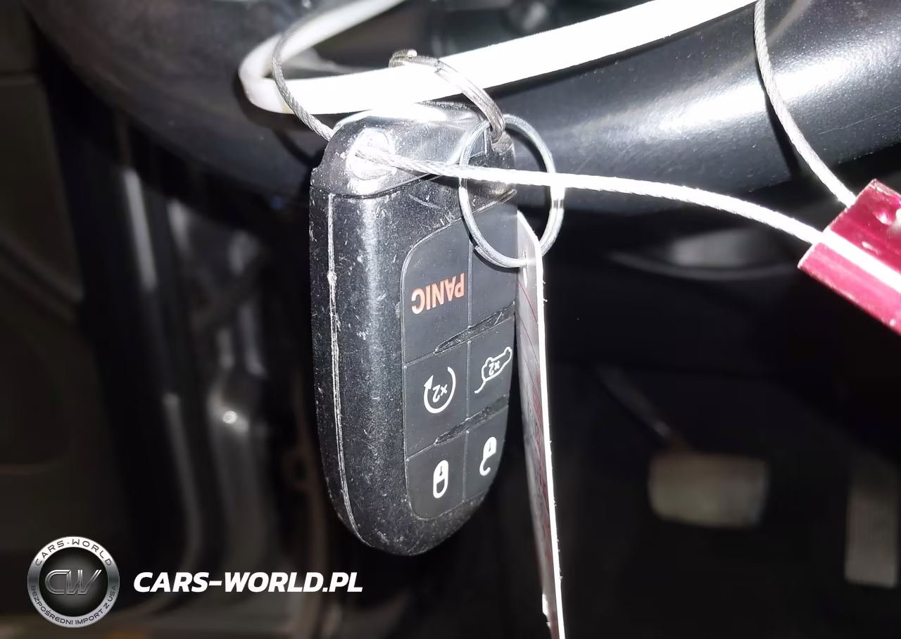 2020 Jeep Grand Cherokee Limited 4X2 VIN:1C4RJEBG2LC265842 - 11