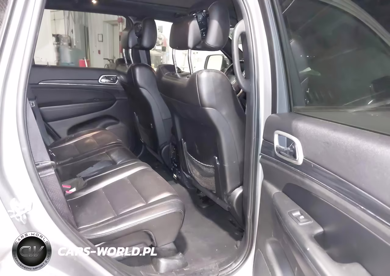2020 Jeep Grand Cherokee Limited 4X2 VIN:1C4RJEBG2LC265842 - 8