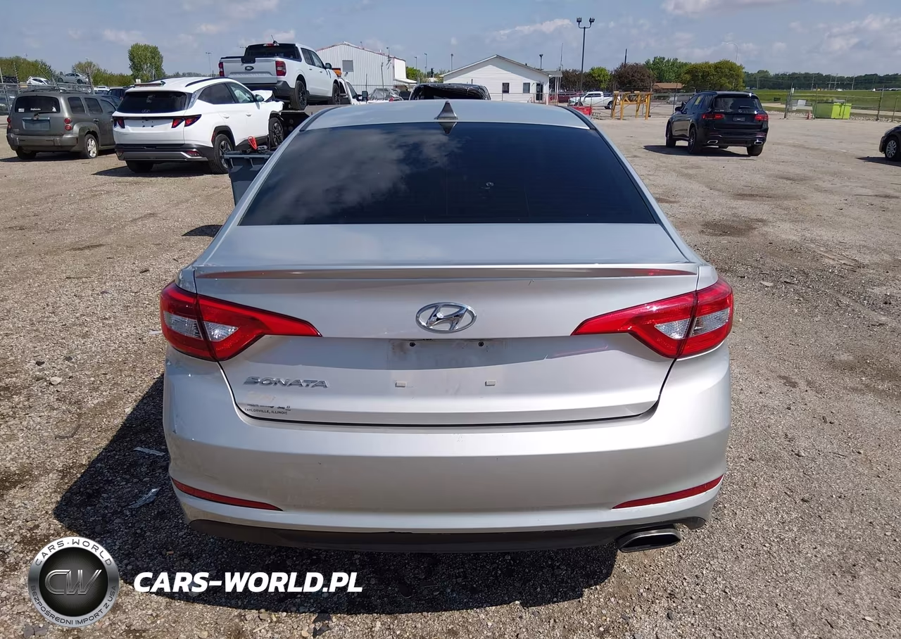 2015 Hyundai Sonata Se VIN:5NPE24AF8FH013830 - 16