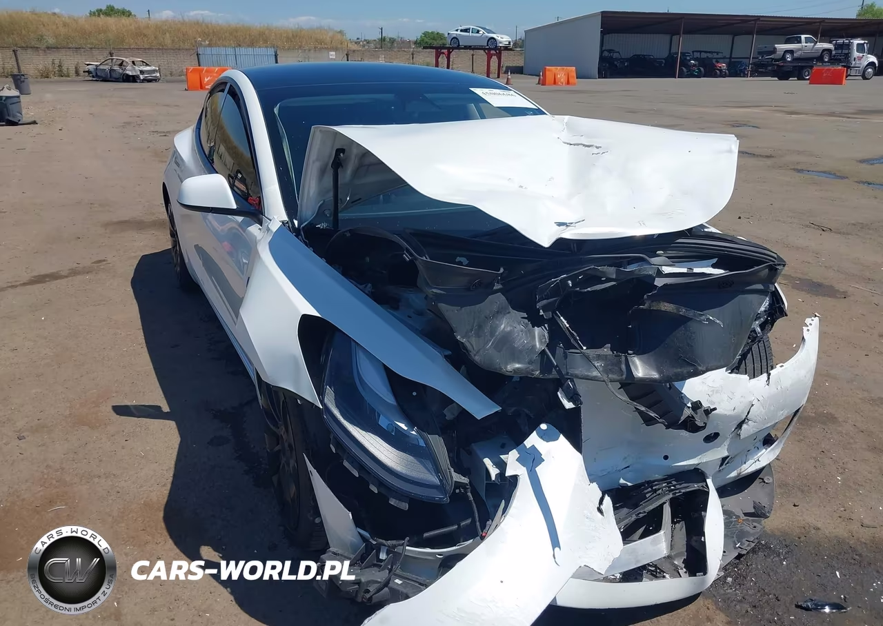 2022 Tesla Model 3 Long Range Dual Motor All-Wheel Drive – zdjęcie 1 z 15