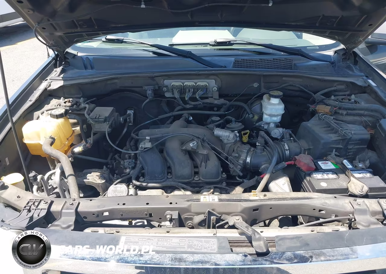 2008 Ford Escape Xlt VIN:1FMCU03188KE38475 - 10