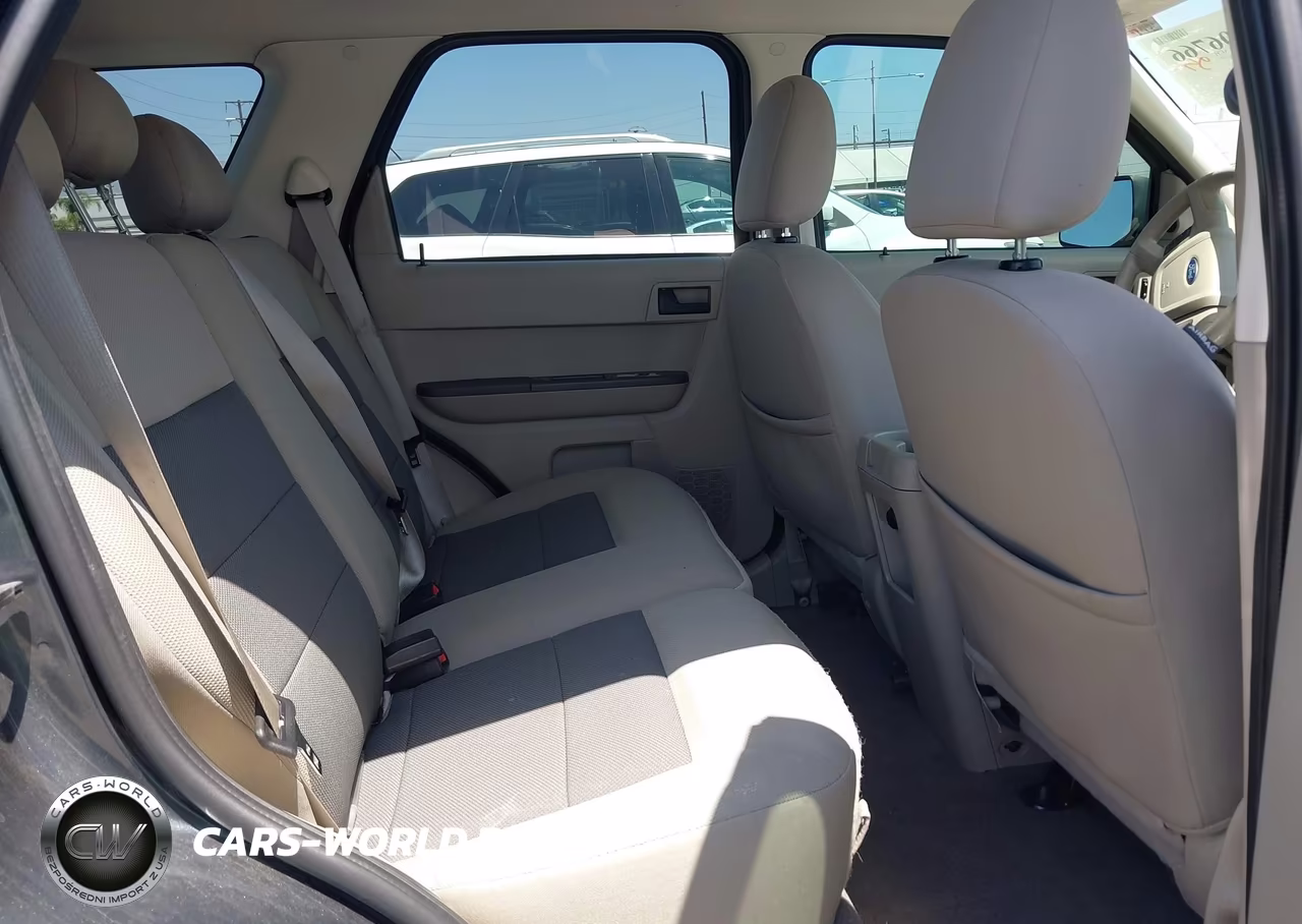2008 Ford Escape Xlt VIN:1FMCU03188KE38475 - 8