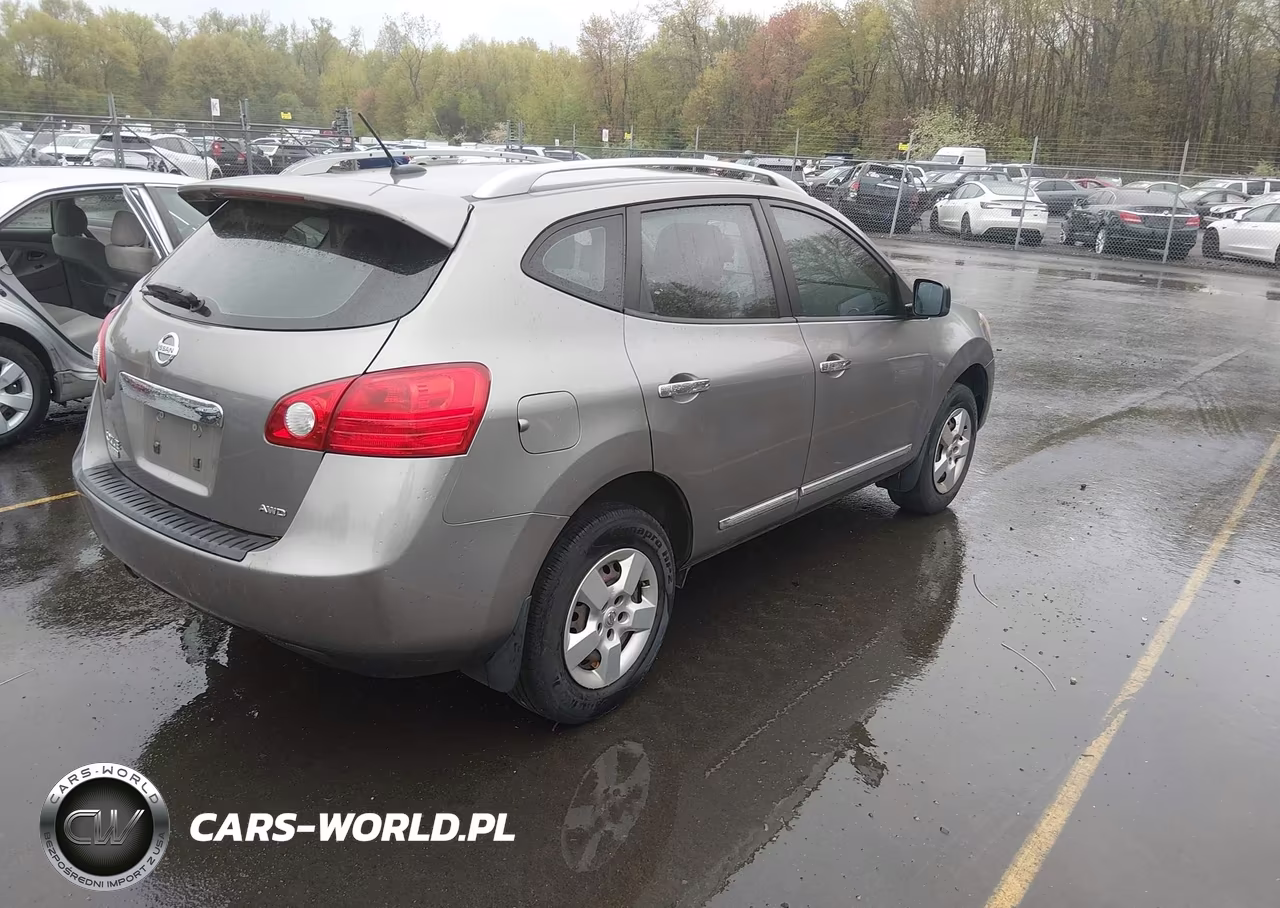 2014 Nissan Rogue Select S VIN:JN8AS5MV8EW707096 - 4