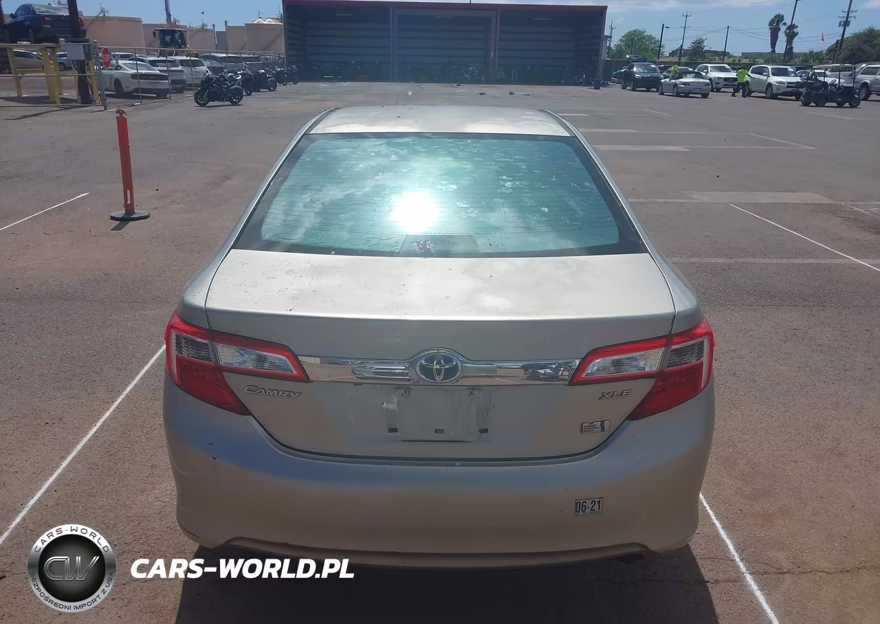 2013 Toyota Camry Hybrid Xle VIN:4T1BD1FK0DU083175 - 16