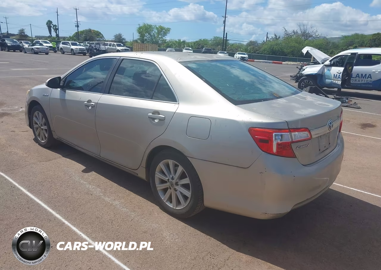 2013 Toyota Camry Hybrid Xle VIN:4T1BD1FK0DU083175 - 3