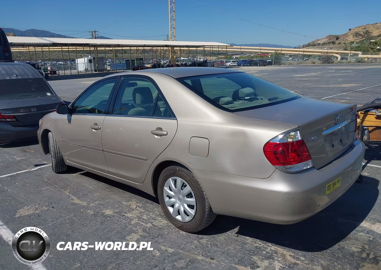 2005 Toyota Camry Le-Se-Std-Xle VIN:4T1BE32K35U522336 - 3