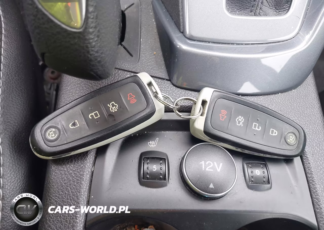 2014 Ford Focus Titanium VIN:1FADP3N2XEL134468 - 11
