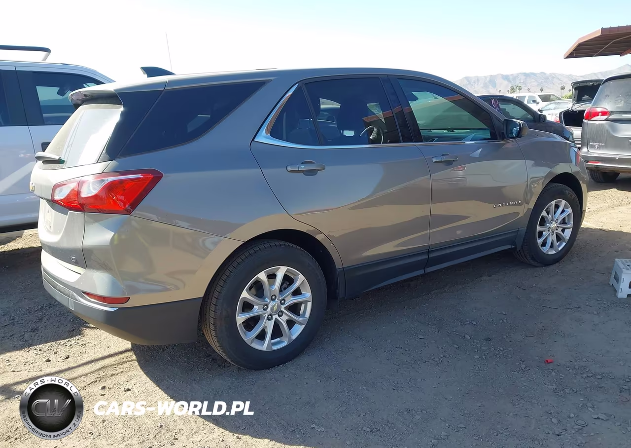 2019 Chevrolet Equinox Lt VIN:3GNAXKEV0KS536742 - 4
