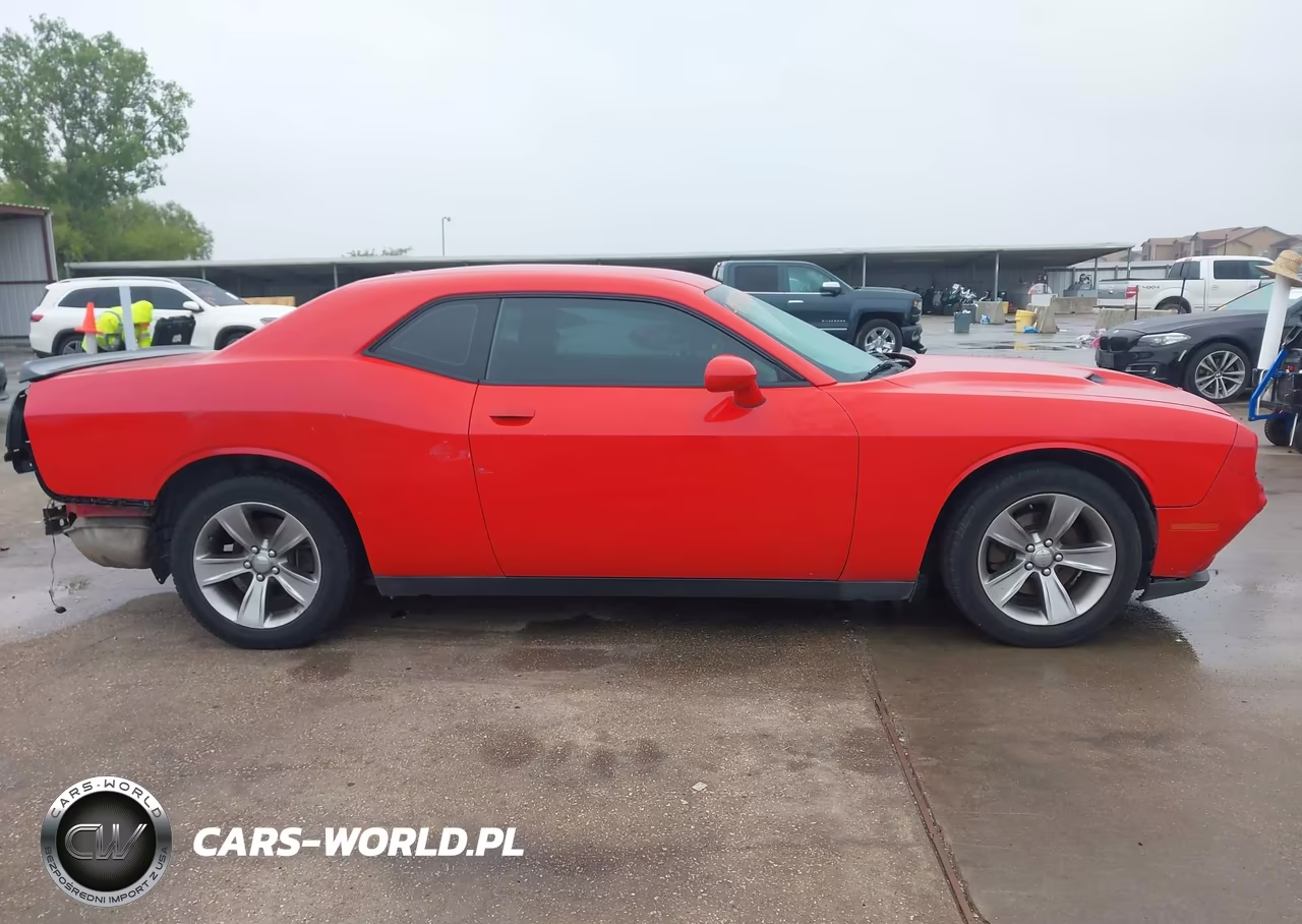 2015 Dodge Challenger Sxt VIN:2C3CDZAG9FH720648 - 13