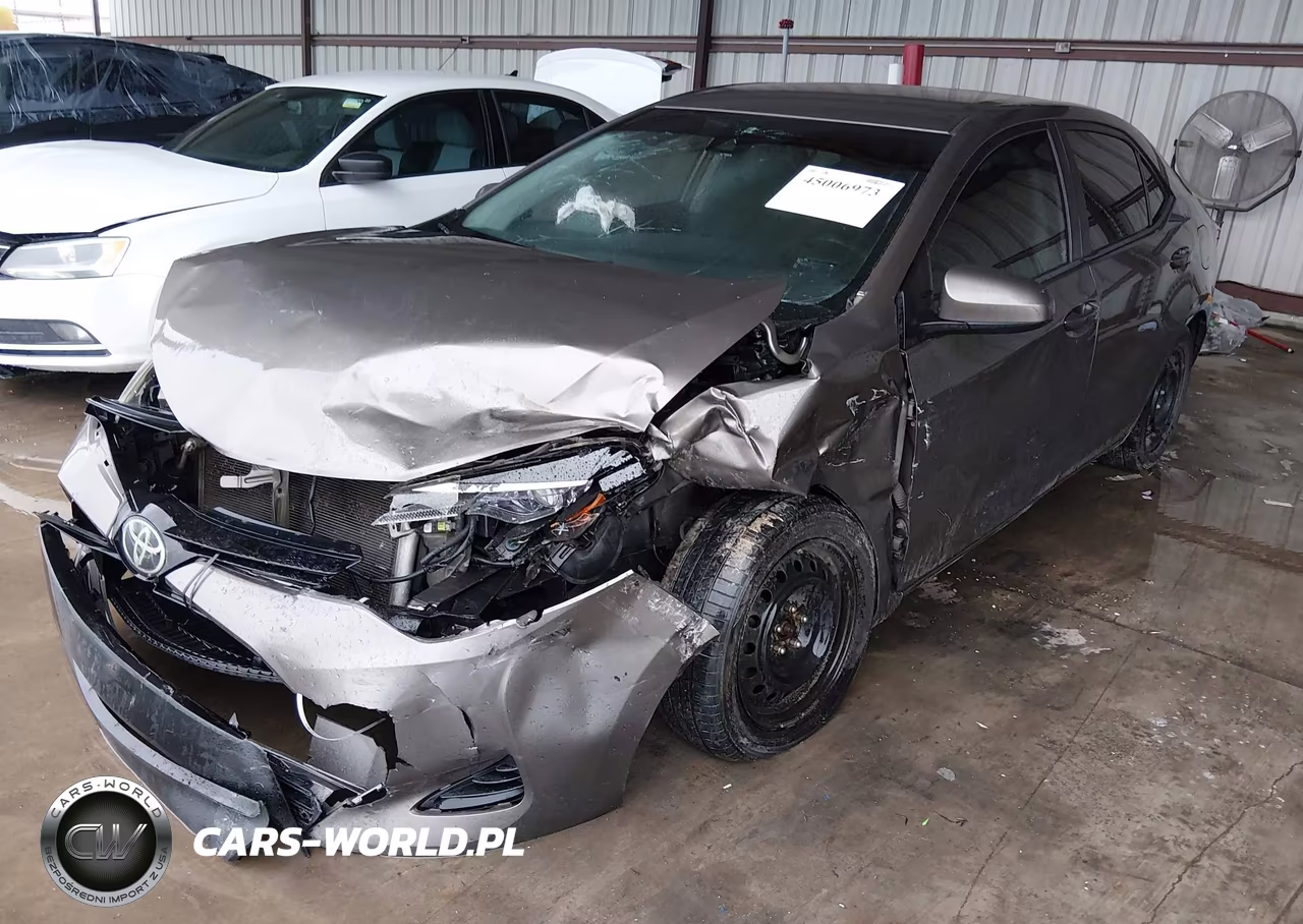 2017 Toyota Corolla Le VIN:2T1BURHEXHC868140 - 2