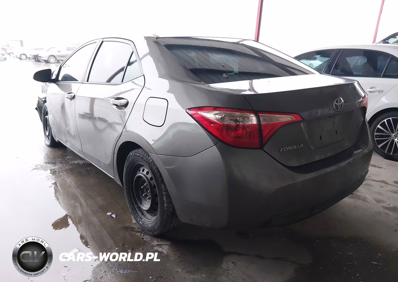 2017 Toyota Corolla Le VIN:2T1BURHEXHC868140 - 3