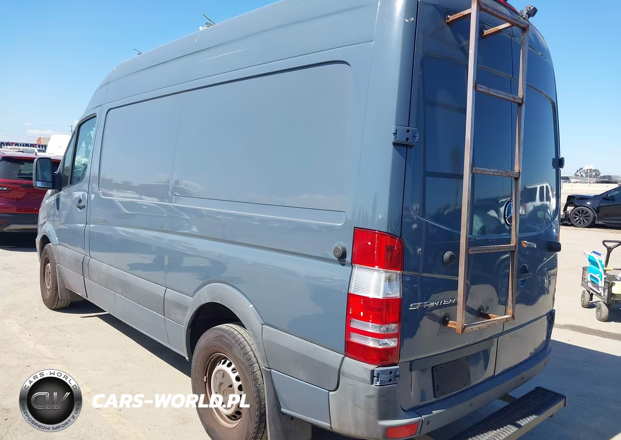 2018 Mercedes-Benz Sprinter 2500 Standard Roof V6 VIN:WD3PE7CD9JP645076 - 3
