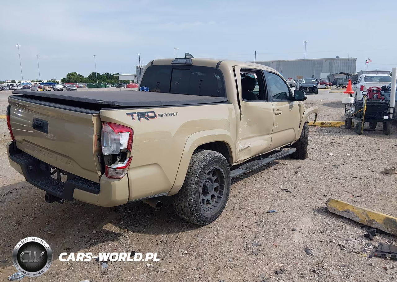 2017 Toyota Tacoma Sr5 V6-Trd Off Road-Trd Sport VIN:5TFAZ5CN1HX041139 - 4