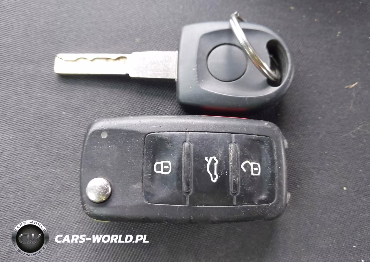 2013 Volkswagen Golf 2.5L 4-Door VIN:WVWDB7AJ6DW041103 - 11