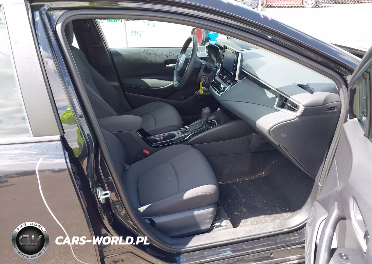 2020 Toyota Corolla Le VIN:5YFEPRAE4LP021315 - 5