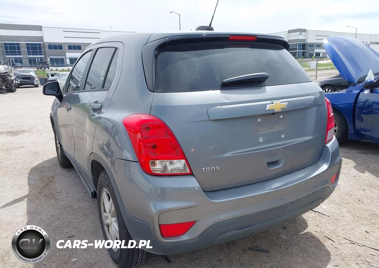 2020 Chevrolet Trax Fwd Ls VIN:3GNCJKSB9LL263199 - 3