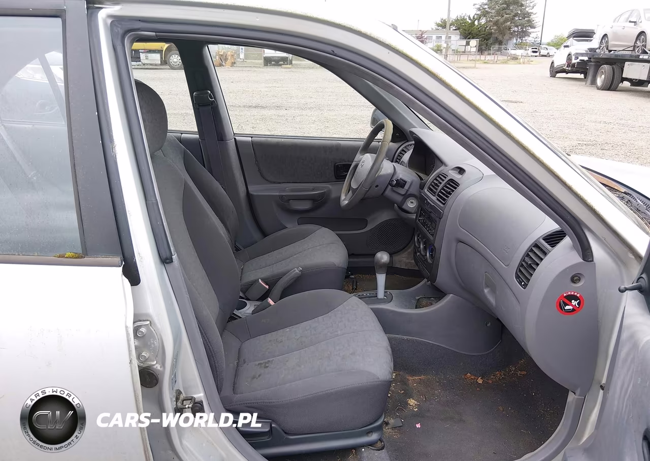 2004 Hyundai Accent Gl VIN:KMHCG45C74U561034 - 5