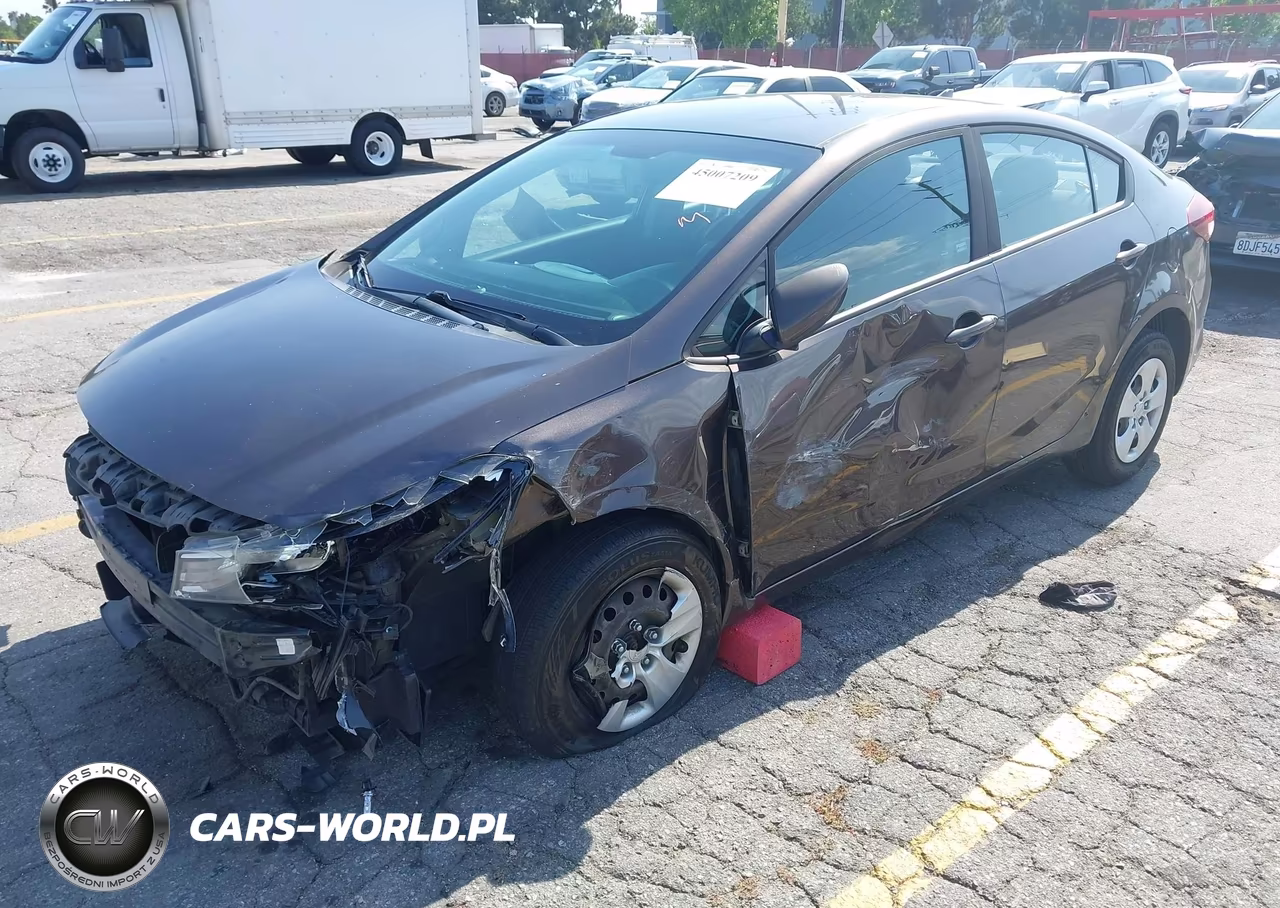 2018 Kia Forte Lx VIN:3KPFK4A74JE177571 - 2