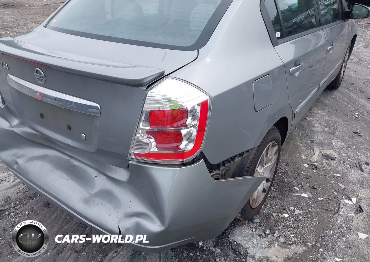 2012 Nissan Sentra 2.0 S VIN:3N1AB6AP8CL720413 - 18