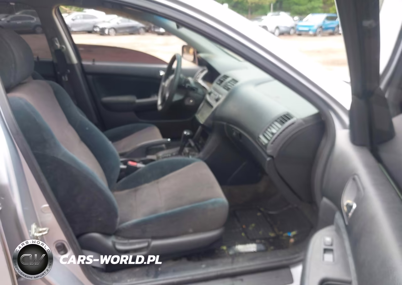 2003 Honda Accord 2.4 Lx VIN:3HGCM56323G701740 - 5