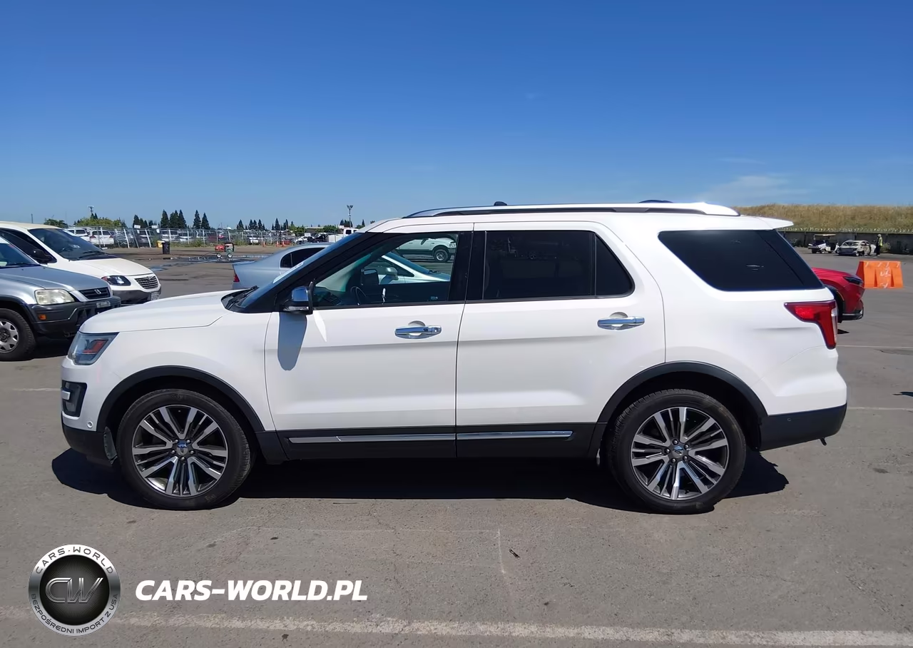 2016 Ford Explorer Platinum VIN:1FM5K8HTXGGB53043 - 14